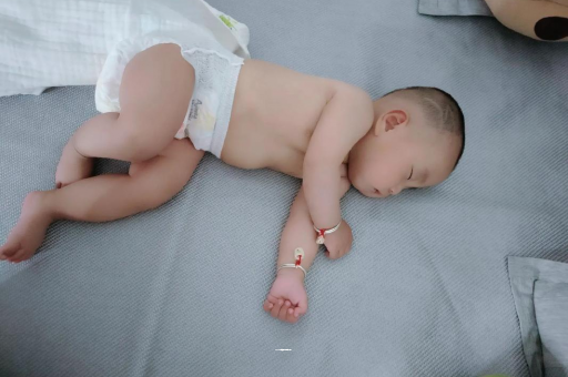 孝昌怀孕多久肚子会胀气